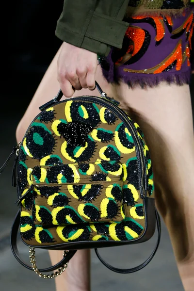Look 141